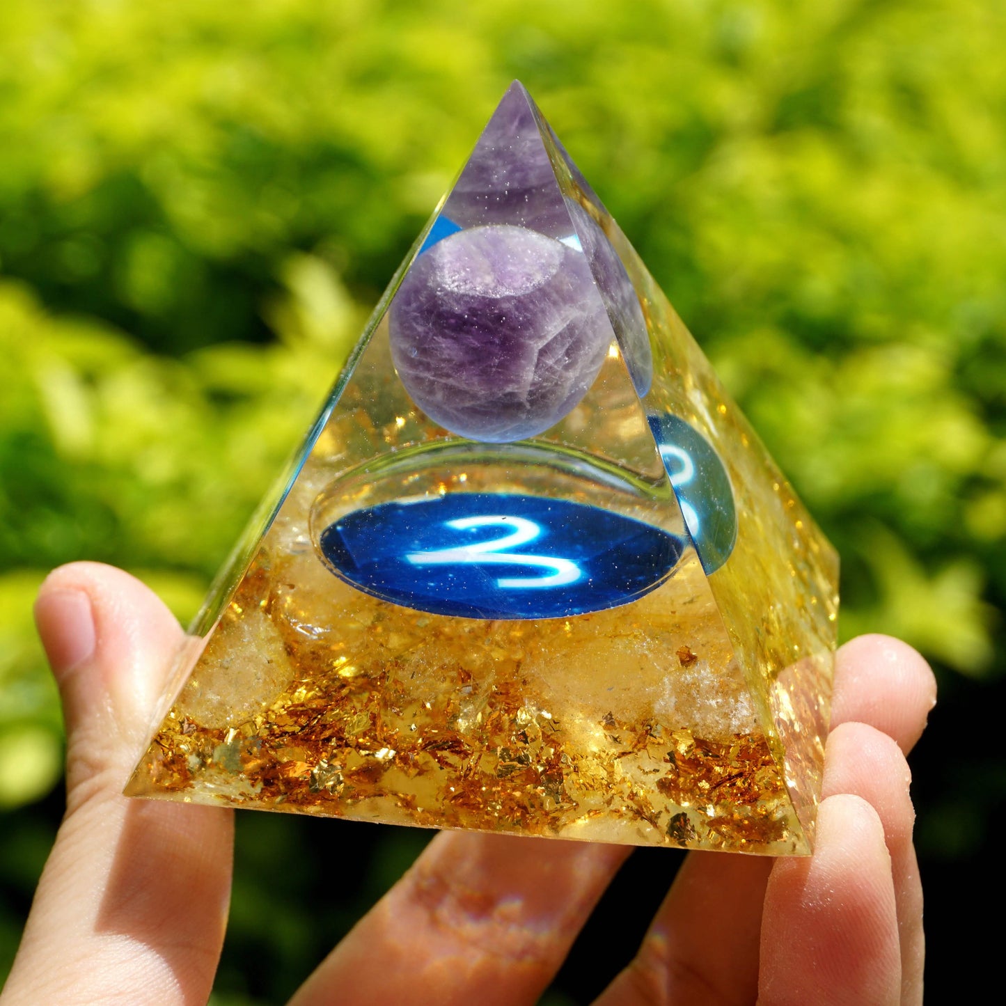 Pyramide Orgonite du Zodiaque Améthyste et Citrine -  Bélier