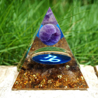 Pyramide Orgonite du Zodiaque Améthyste et Quartz Fumé - Capricorne