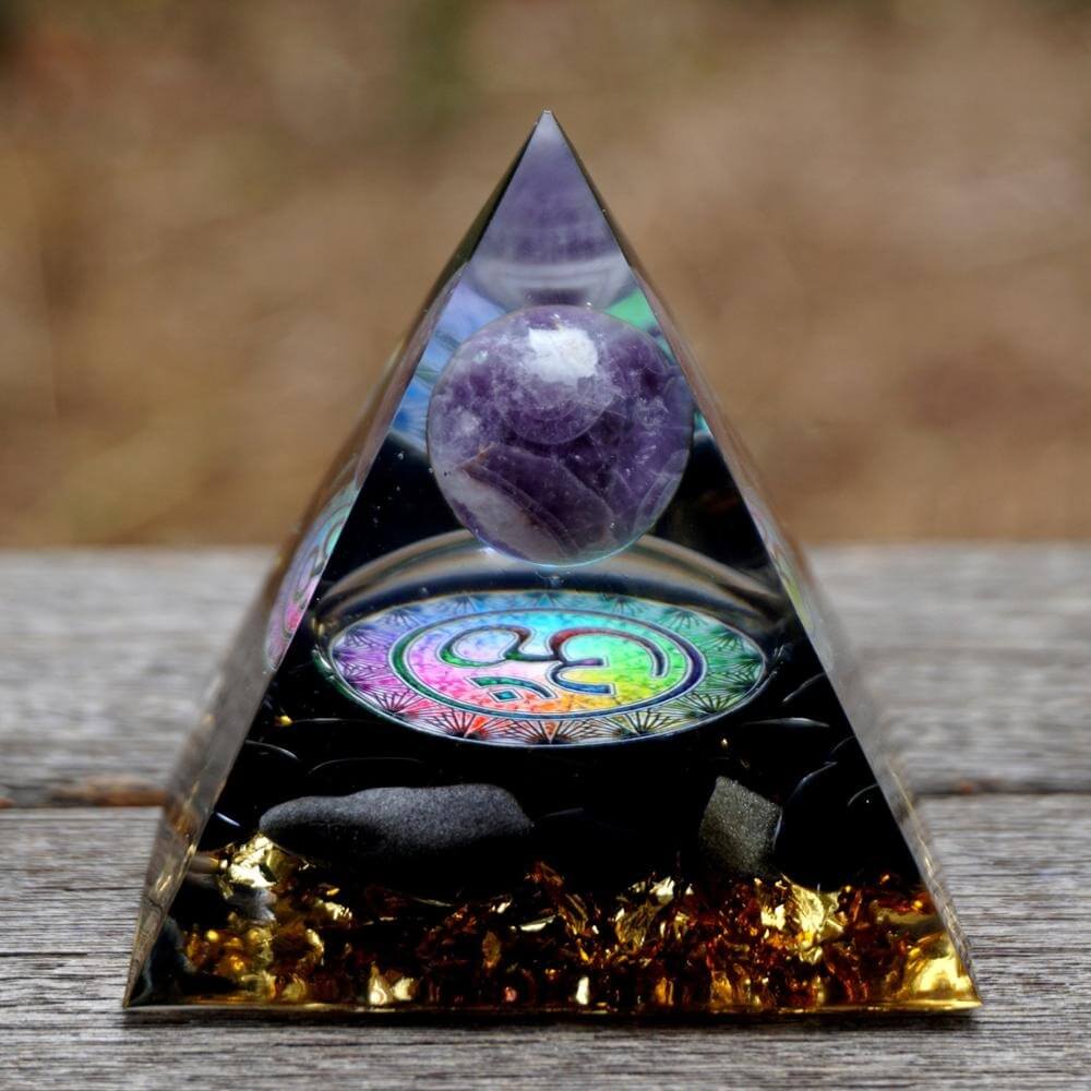 Pyramide Orgonite OM Améthyste et Obsidienne - Protection et Soutien