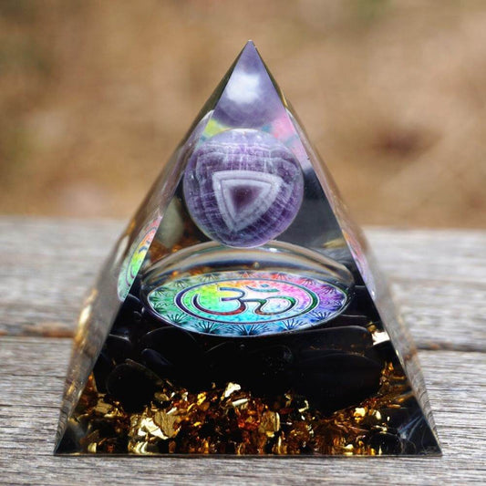 Pyramide Orgonite OM Améthyste et Obsidienne - Protection et Soutien