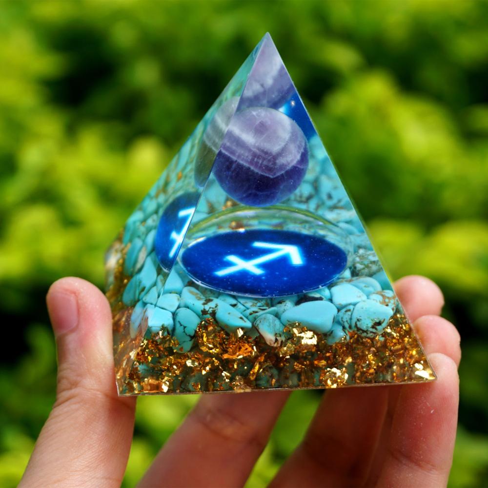 Pyramide Orgonite du Zodiaque Améthyste et Turquoise -  Sagittaire