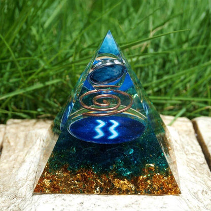 Pyramide Orgonite du Zodiaque Quartz Bleu - Verseau